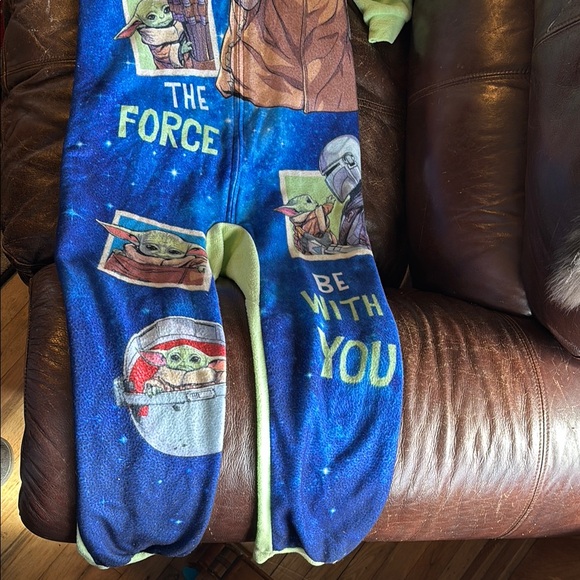 Star Wars Baby Yoda Bodysuit - Green and Blue - Picture 3 of 4